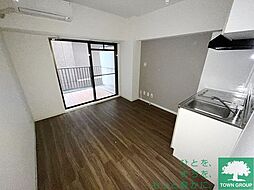 ウエストインパート3 0205 2階ワンルームのリビング/ダイニング