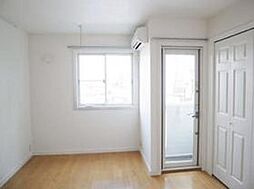 メゾン・プルミエ 0102 1階ワンルームのリビング/ダイニング