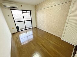 ティアロレジデンス 302 3階ワンルームのリビング/ダイニング