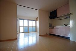 小田急小田原線 鶴川駅 徒歩13分の賃貸アパート 2階2DKのリビング/ダイニング