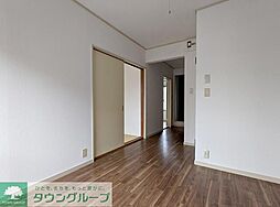 フローレンス矢沢 202 2階2DKのリビング/ダイニング