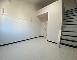 ＭａｃＫｅｎｚｉｅＰｌａｃｅ D 2階1Kのリビング/ダイニング