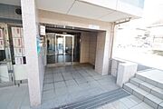 ☆エントランス前も綺麗に整頓されてます★