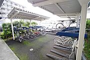 ★屋根付きの駐輪場★