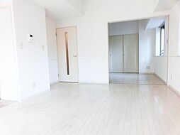 コンフォリア新中野II 0203 2階ワンルームのリビング/ダイニング