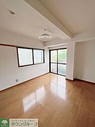 リズ松ヶ丘 208 2階ワンルームのリビング/ダイニング