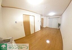 市川ガーデンヴィラ B1 1階2LDKのリビング/ダイニング