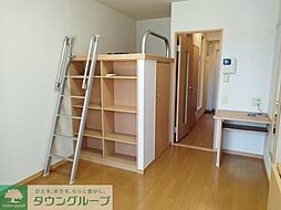 クリサンスマムII 204 2階1Kのリビング/ダイニング