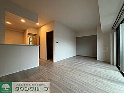 プレド・ラガール 401 4階2LDKのリビング/ダイニング