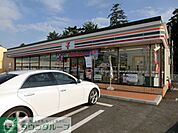 セブンイレブン 徒歩7分。コンビニ 560m