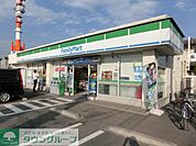 ファミリーマート 943m