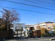 ゆたか幼稚園 180m