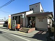 郵便局 966m
