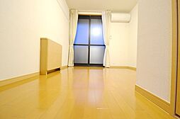 レオパレスすゞの木 3階1Kのリビング/ダイニング