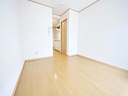 ＣＯＲＥガーデン 102 1階1Kのリビング/ダイニング