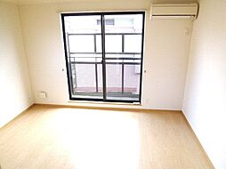 ラ　パトリア 1階1Kのリビング/ダイニング