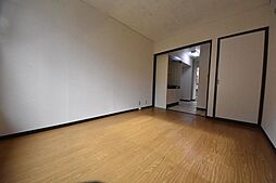 アステルハイム 2階1Kのリビング/ダイニング