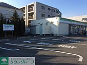 ファミリーマート東大和青梅街道店 徒歩2分。コンビニ 140m