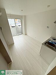 Skey residence塚越 102 1階ワンルームのリビング/ダイニング