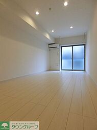 リブリ・キーファー 102 1階1Kのリビング/ダイニング