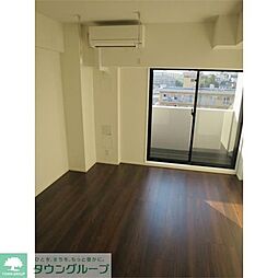 ＳＱＵＡＲＥ　ＣＩＴＹ　ＴＳＵＲＵＭＩ　ＲＩＶＥＲＳＩＤＥ 604 6階1Kのリビング/ダイニング