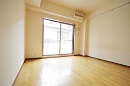 ＦＫマンション 102 1階1Kのリビング/ダイニング