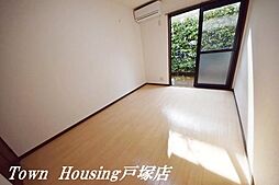 JR横須賀線 東戸塚駅 徒歩11分の賃貸アパート 1階ワンルームのリビング/ダイニング