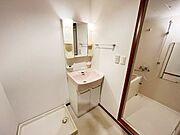 ★駅まで平坦アクセス★