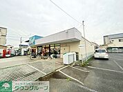 ユーコープ萩園店 徒歩17分。 1360m
