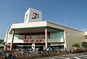 イトーヨーカドー 1672m