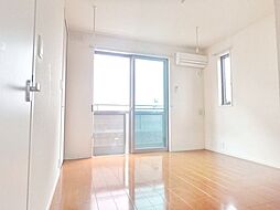 オレンジハイム 201 2階ワンルームのリビング/ダイニング