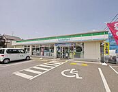 ファミリーマートけやき台一丁 473m