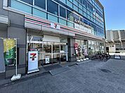 セブンイレブン狭山市駅東口店 徒歩6分。 410m