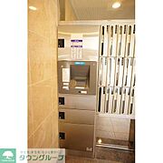 宅配ロッカー
