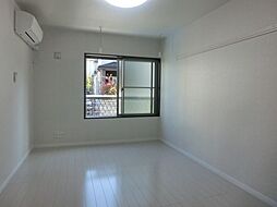 クリスタル青井I 1階1Kのリビング/ダイニング