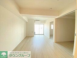 コンフォリア・リヴ千住 11階2LDKのリビング/ダイニング