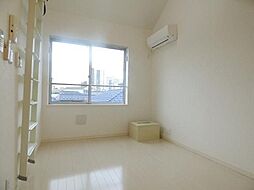 ブルーム北千住 2階ワンルームのリビング/ダイニング