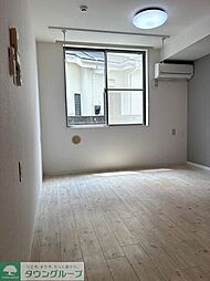 キングスコートII 105 1階ワンルームのリビング/ダイニング