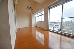 ロックアーバン 401 4階1DKのリビング/ダイニング