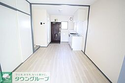 ハックベリーハイツII 304 3階1LDKのリビング/ダイニング