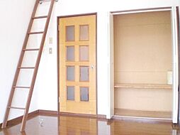 ファーム・ヒル 203 2階1Kのリビング/ダイニング