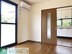 多摩都市モノレール 上北台駅 徒歩23分の賃貸アパート 1階2LDKのリビング/ダイニング