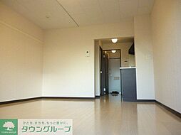 多摩都市モノレール 上北台駅 徒歩22分の賃貸アパート 2階1Kのリビング/ダイニング