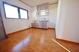 京王線 多磨霊園駅 徒歩16分の賃貸アパート 1階2DKのリビング/ダイニング