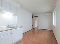 JR中央線 西八王子駅 徒歩4分の賃貸アパート 2階2LDKのリビング/ダイニング