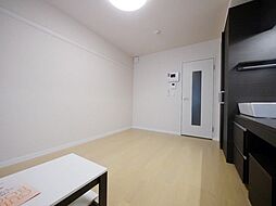 レオネクストヴィーブルIII 302 3階ワンルームのリビング/ダイニング