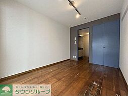 フラットウエスト1 103 1階1Kのリビング/ダイニング