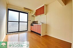 西武拝島線 西武立川駅 バス30分 五中南下車 徒歩7分の賃貸アパート 1階2DKのリビング/ダイニング