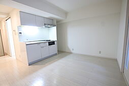 キャトルズ小豆沢 201 2階1LDKのリビング/ダイニング