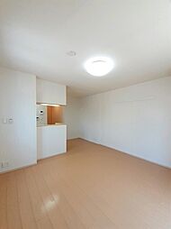 ボン・シャンス 103 1階ワンルームのリビング/ダイニング